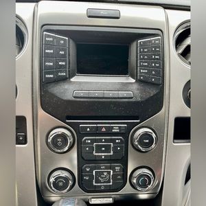 Stock radio for Ford F150
